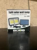 solar Spotlight GL150 Outdoor Solar Light, Garage Security Lighting, PIR Motion Sensor, 5 Modes Lighting, Remote control, Garden Decoration, Wall Lamp, Spotlight, 120 cob cabl