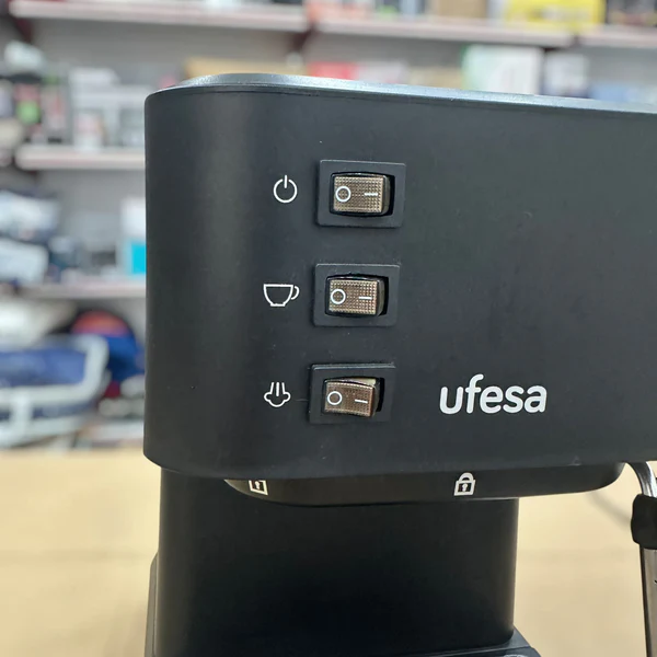Ufesa Espresso Coffee Maker - Image 9