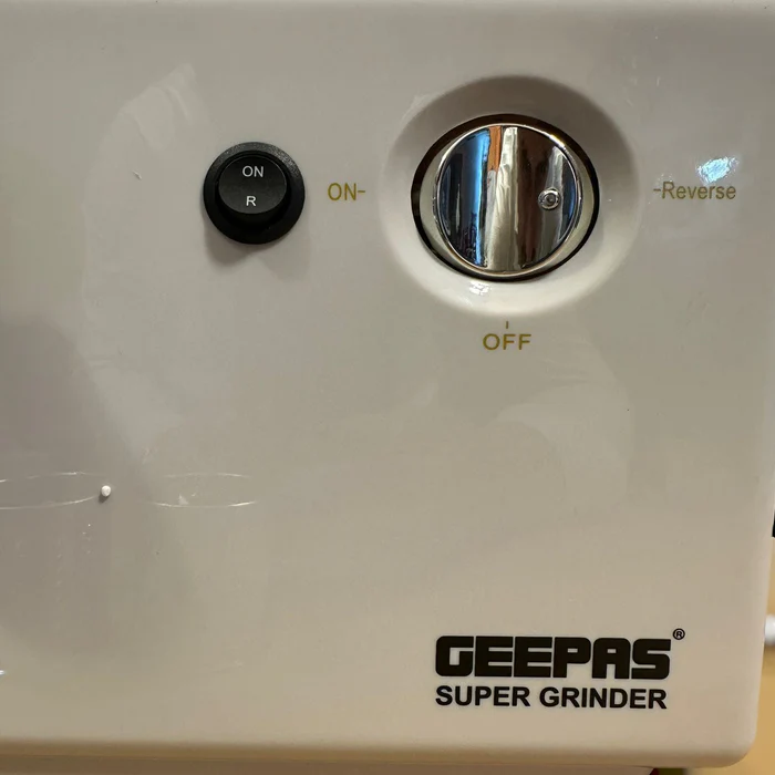 Geepas 6 in 1 Meat Mincer-765P - Image 3