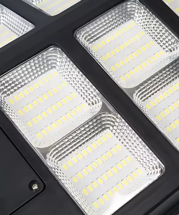 Alternative view of LED 300V Series Heavy-Duty Solar...