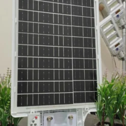 500 WATT SUPER LED SOLAR STREET LIGHT FULL NIGHT BATTERY BACKUP - Image 4